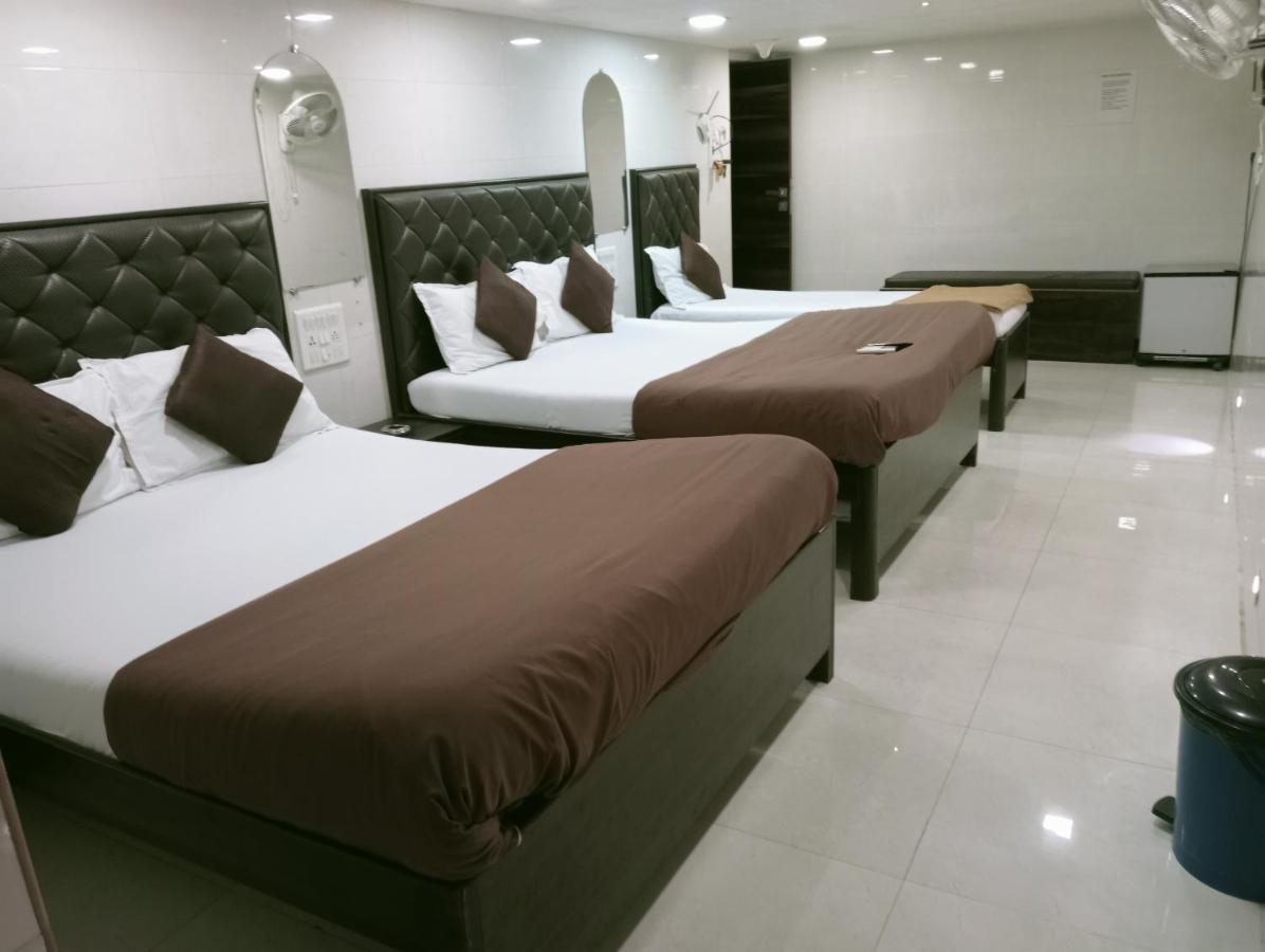 Hotel Qamar มุมไบ ภายนอก รูปภาพ