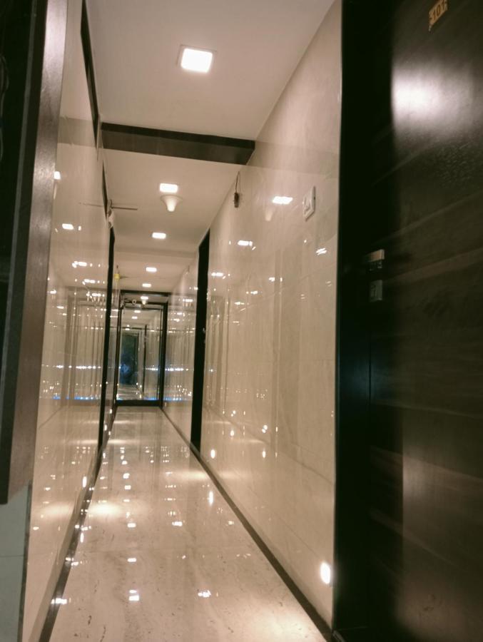 Hotel Qamar มุมไบ ภายนอก รูปภาพ