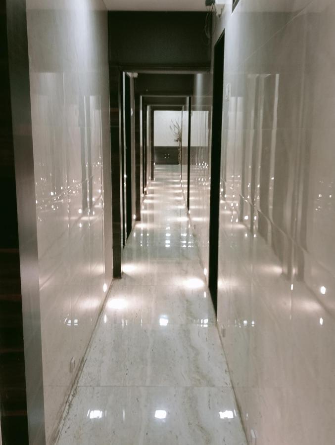 Hotel Qamar มุมไบ ภายนอก รูปภาพ