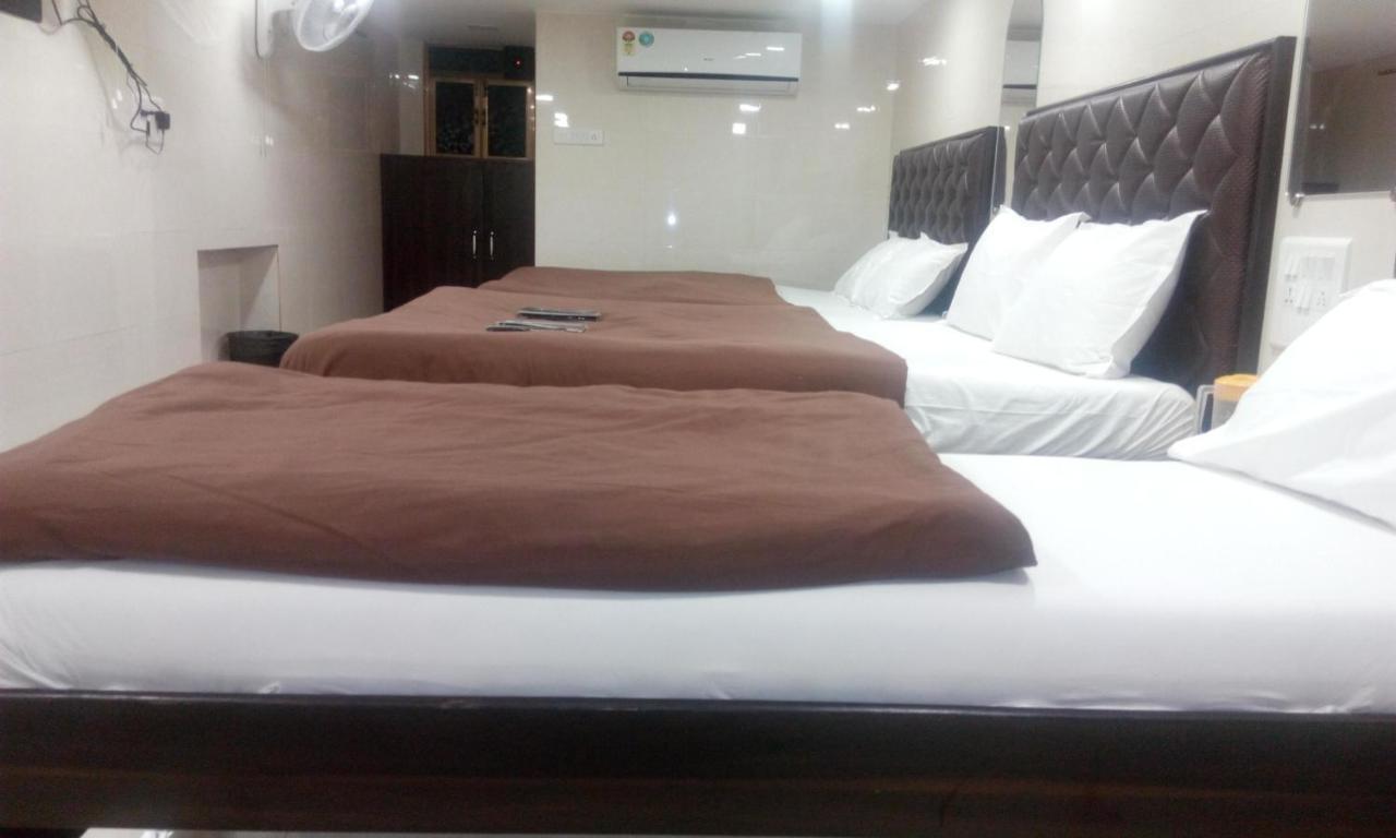 Hotel Qamar มุมไบ ภายนอก รูปภาพ